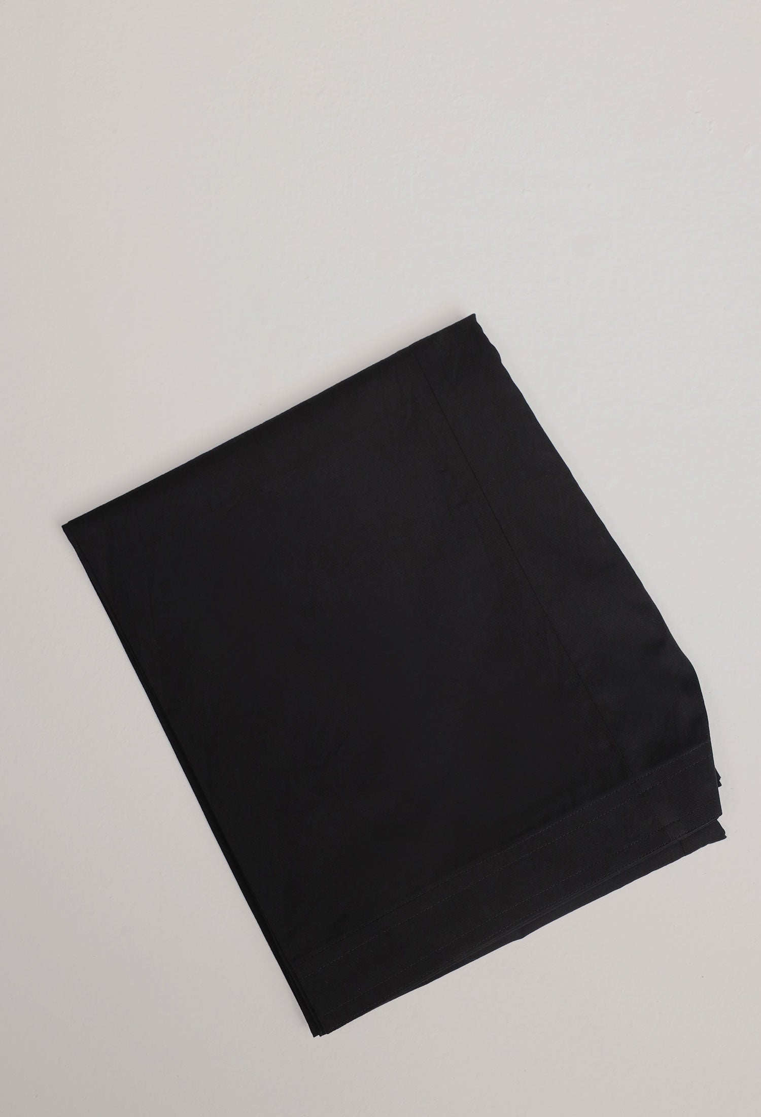 BLACK PLAIN KAMEEZ SHALWAR (GSS-000362)