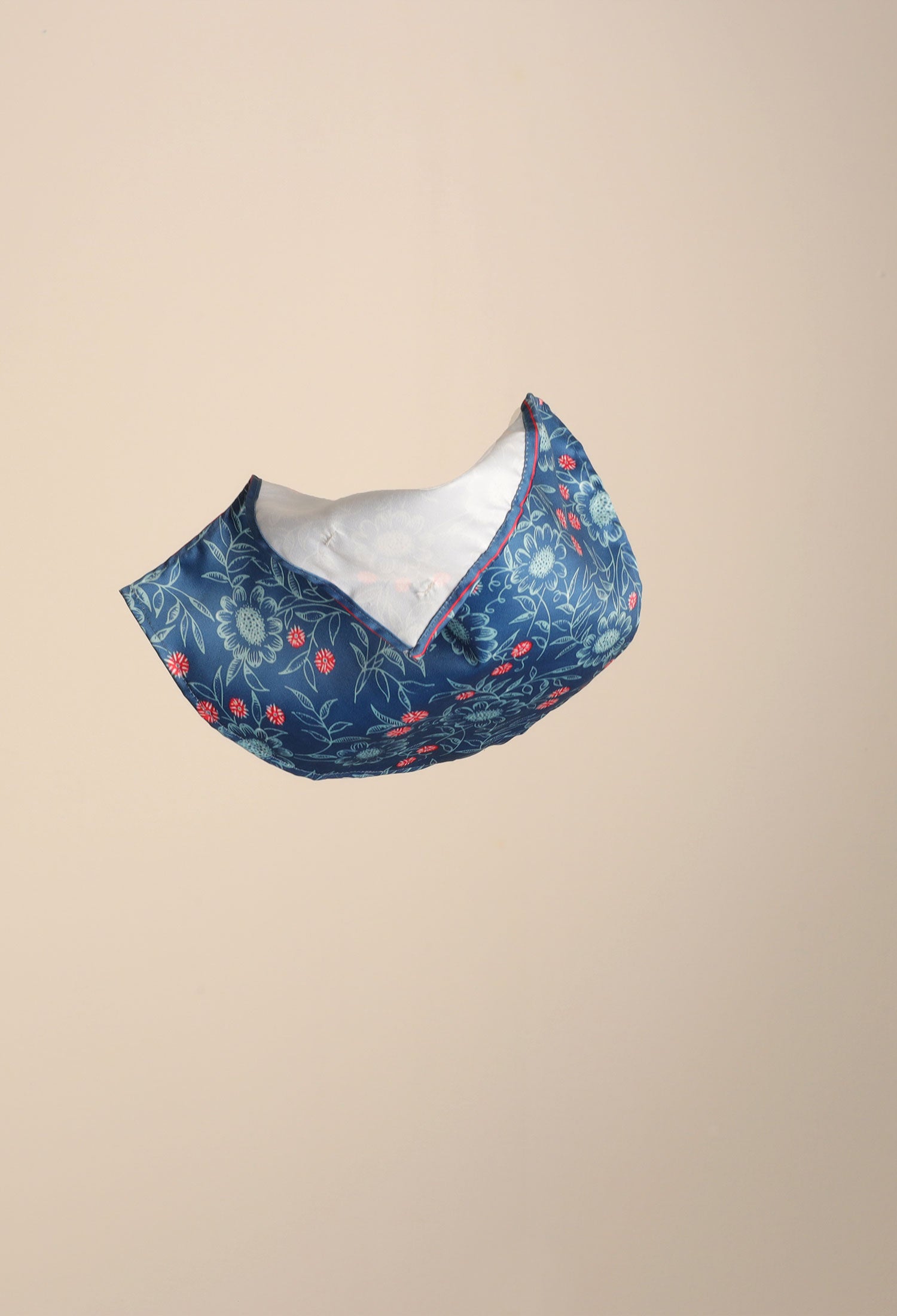 FLORAL OCEAN POCKET SQUARE