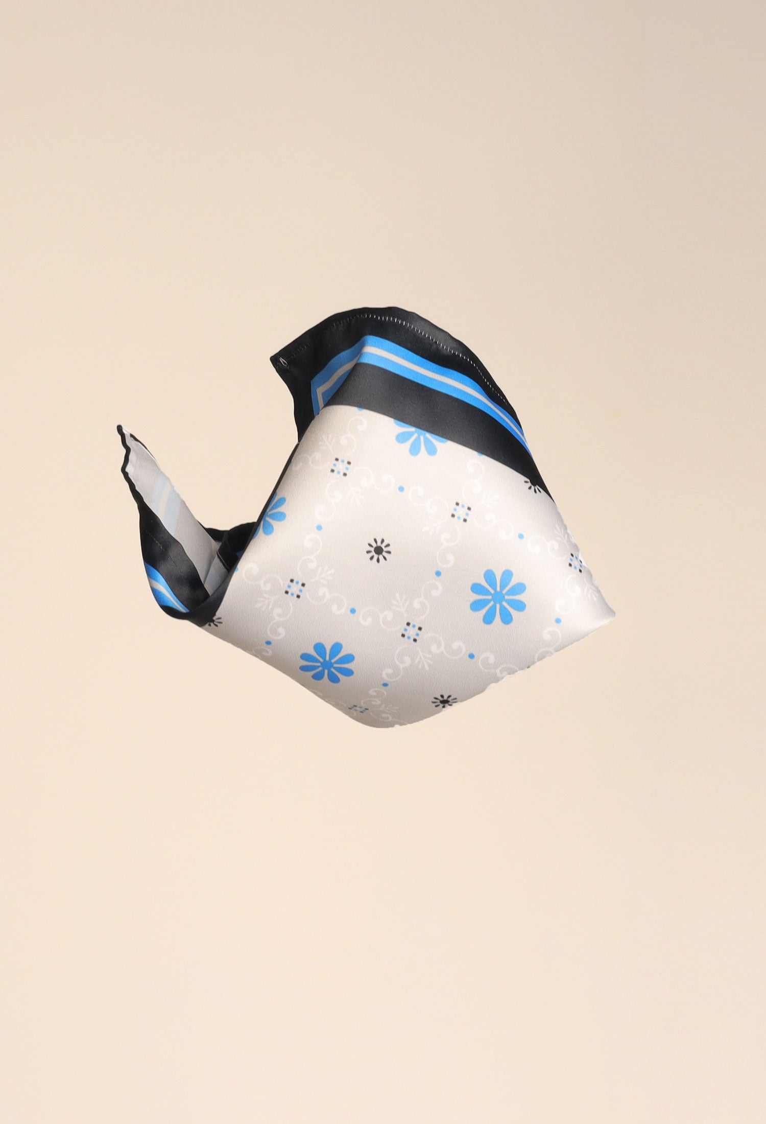 DAISY BLUE POCKET SQUARE