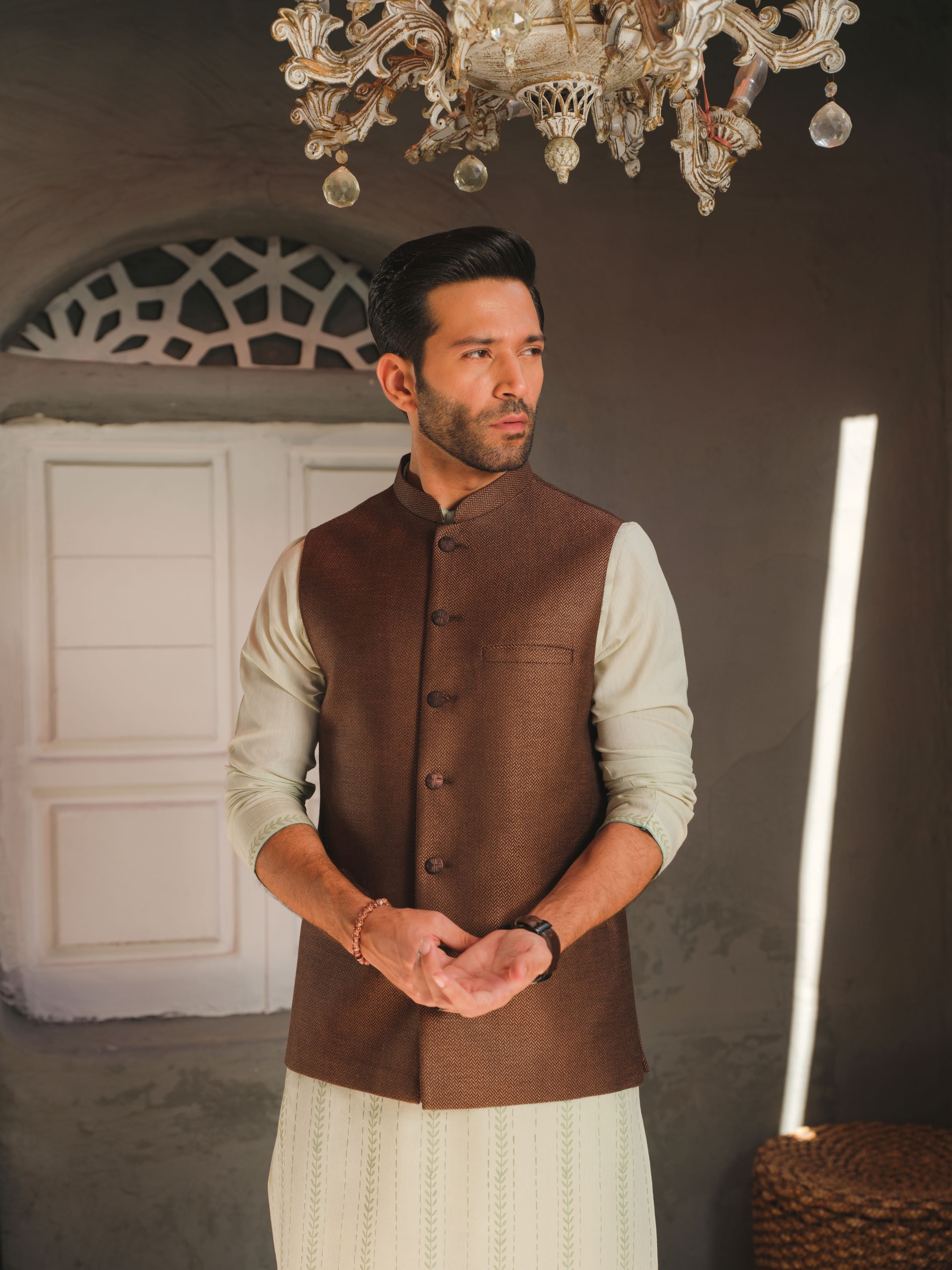 A truly elegant and sophisticated addition to your Eastern wear wardrobe. Shaffer's waistcoats are crafted with the utmost care and attention to detail, using only the finest materials to ensure a luxurious look and feel.