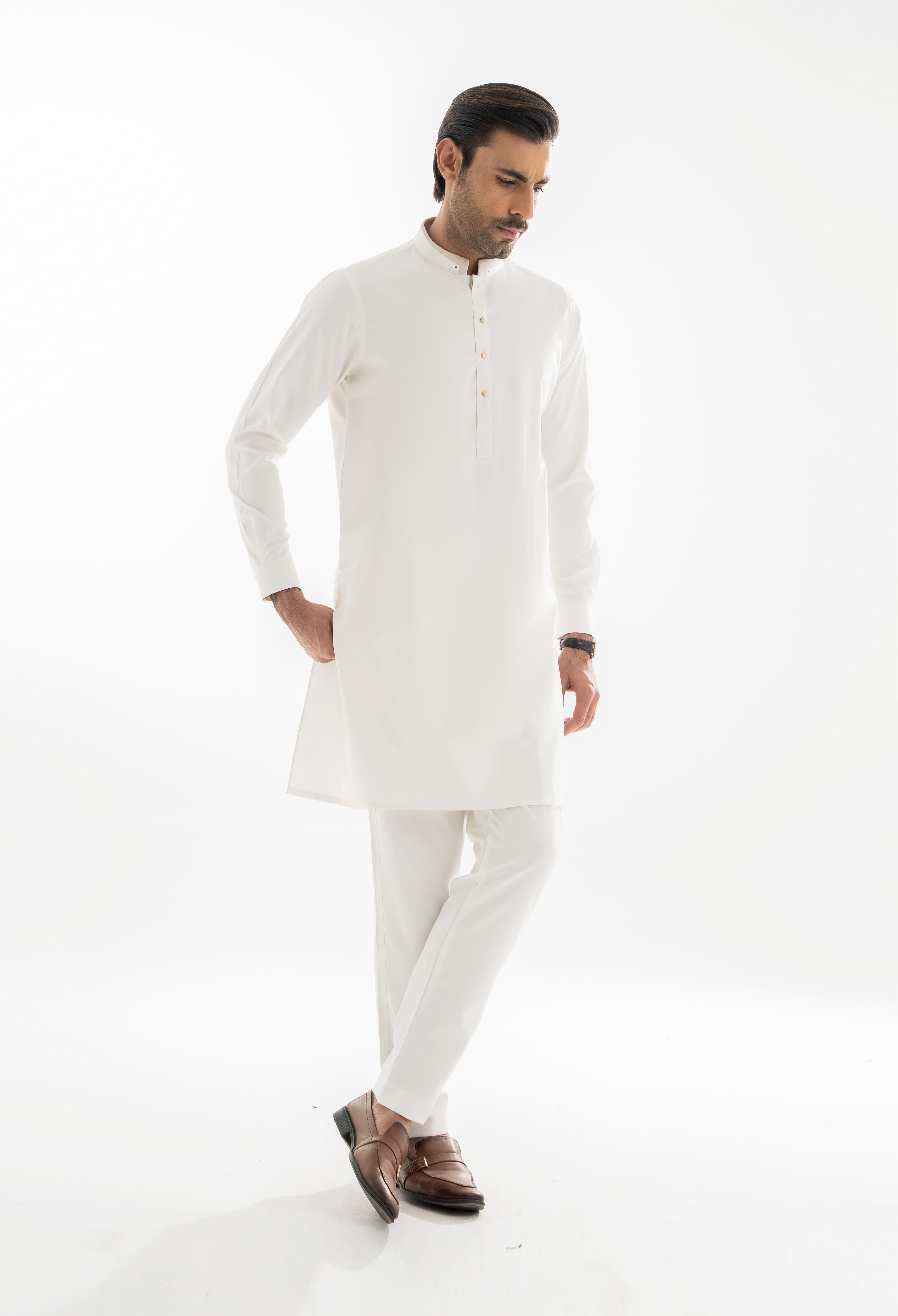 Off White Detailing Kurta Pajama