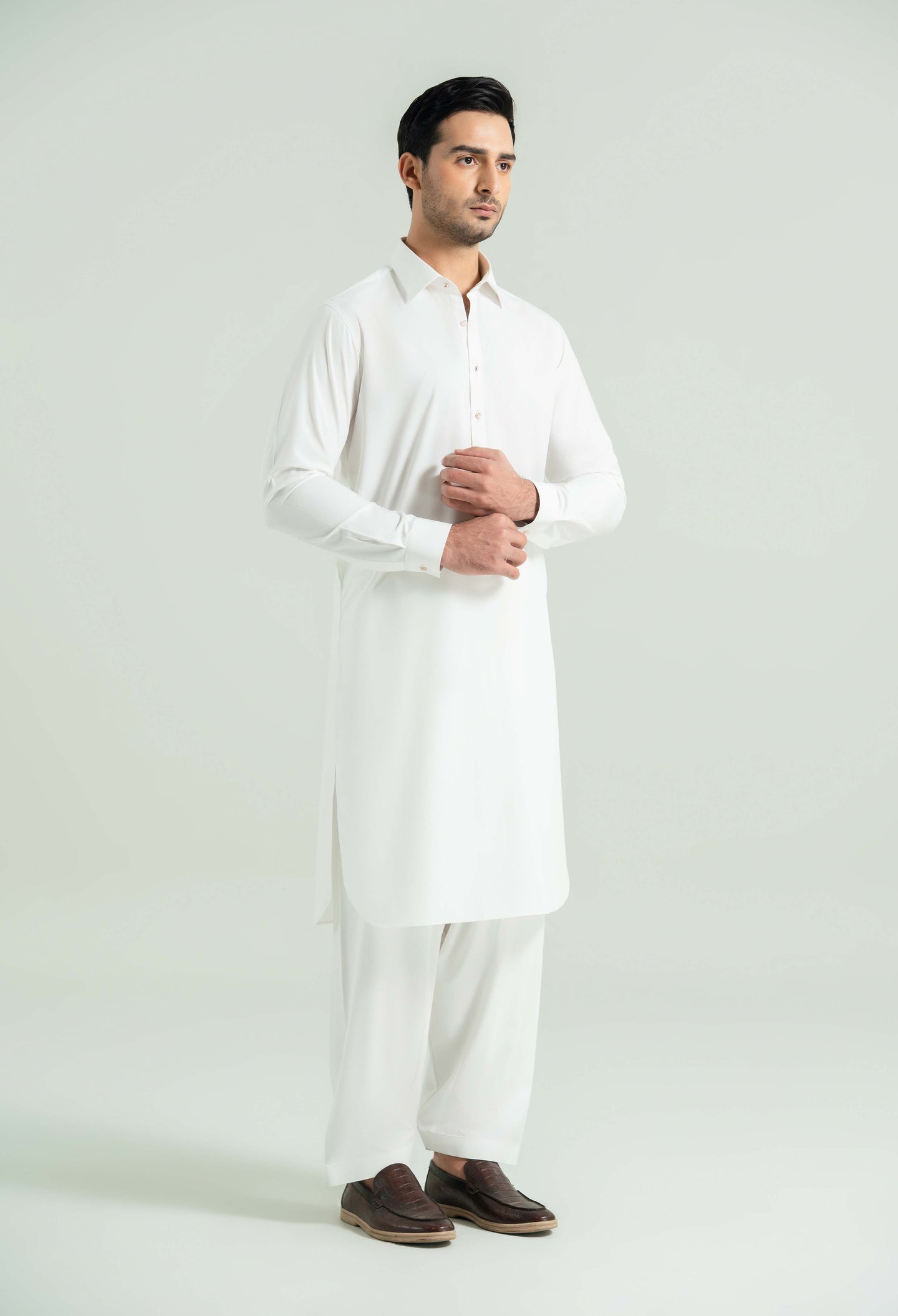 Off White Detailing Kameez Shalwar