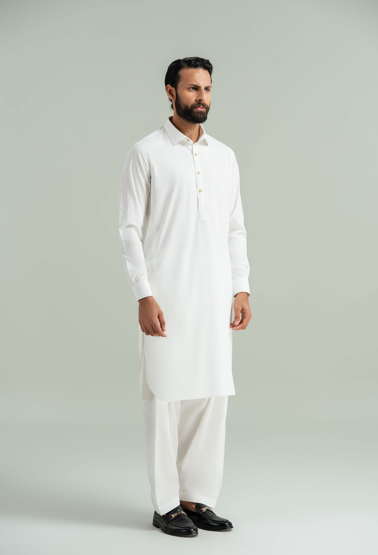 Off White Detailing Kameez Shalwar