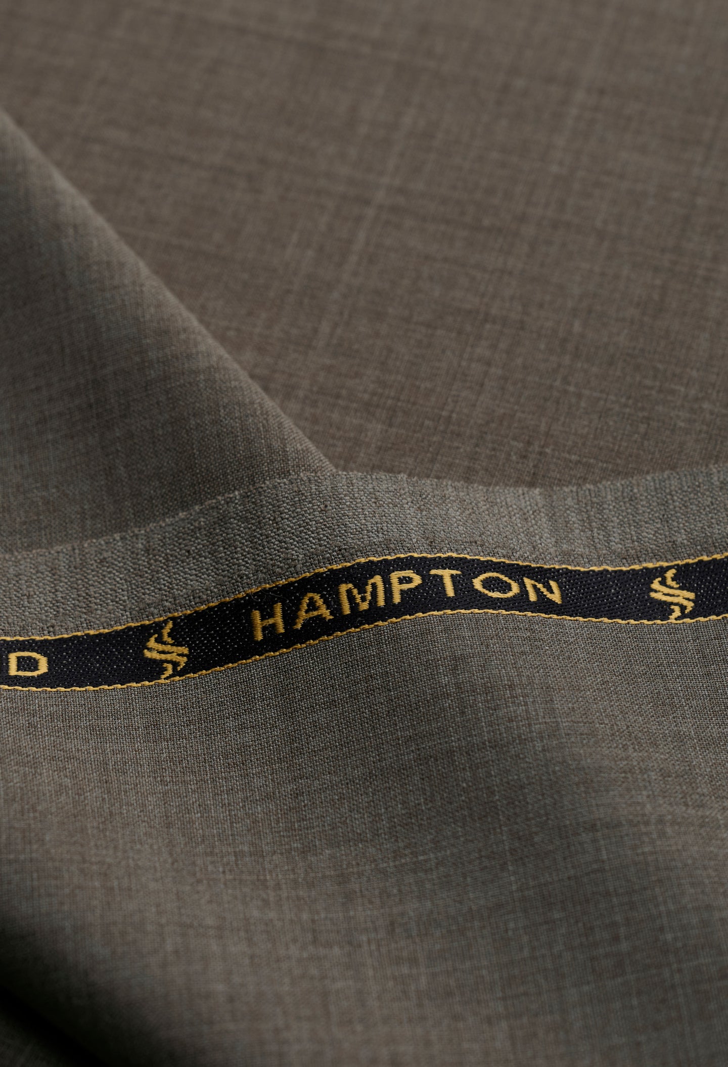 Hampton - Merino Wool Blend Suiting Fabric